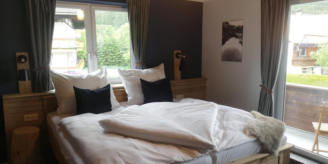 Ferienwohnungen Haus Almrausch Bichlbach Bagian luar foto