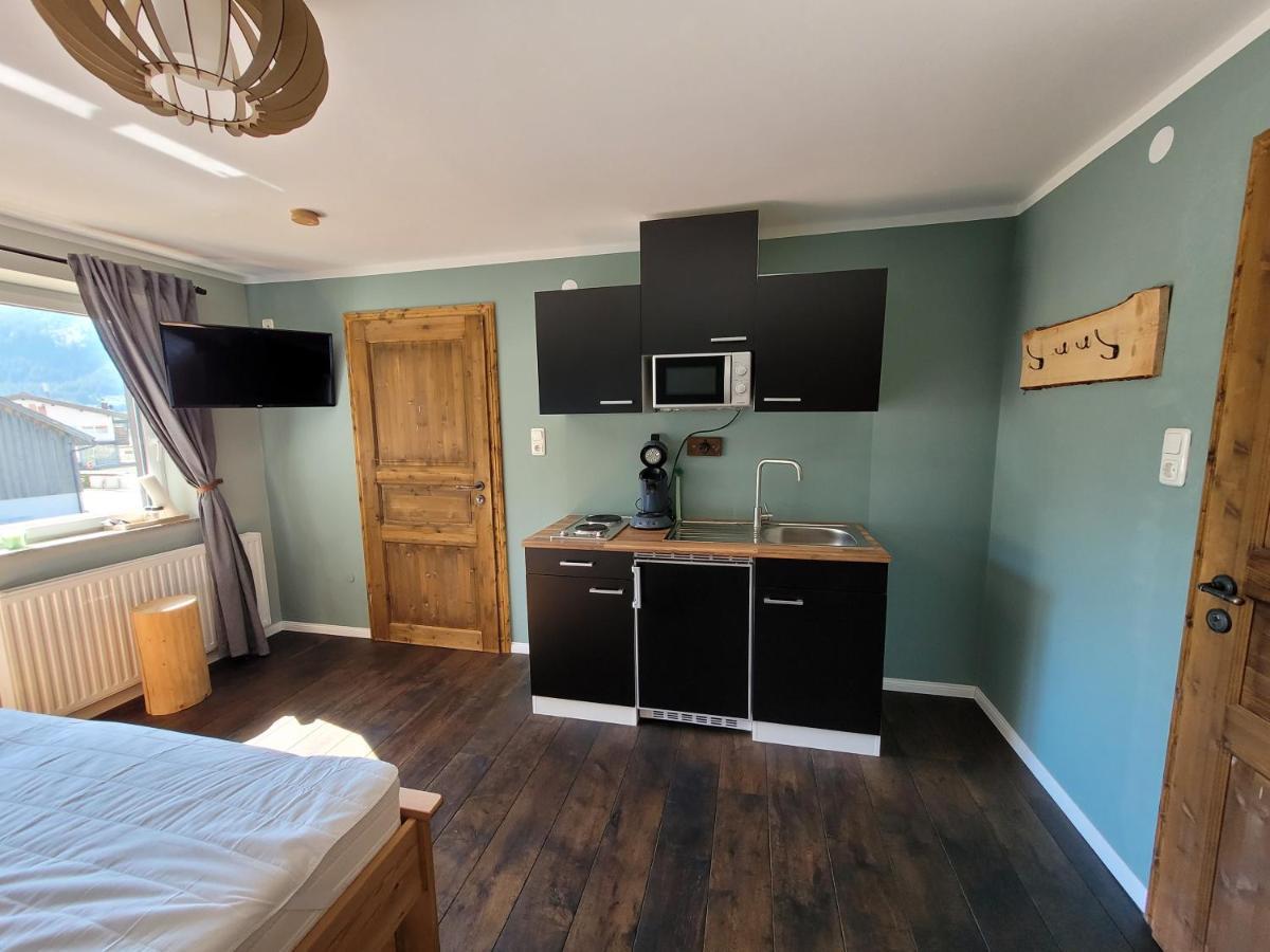Ferienwohnungen Haus Almrausch Bichlbach Bagian luar foto